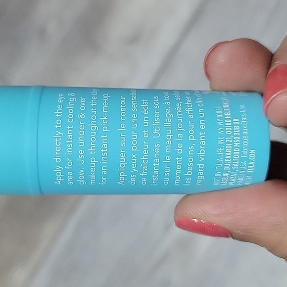 TULA Skincare Glow + Get It Cooling & Brightening Eye Balm 0.35 oz / 10 g NIB - Picture 3 of 8